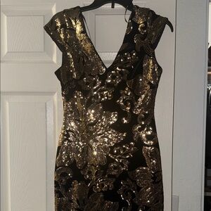Elegant Black and Gold Sequin Dress
